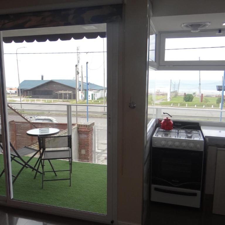 CLAREMAR, Departamentos frente al mar, Mar del Plata - Apartamento de 2 dormitorios con balcón y vistas al mar - 3