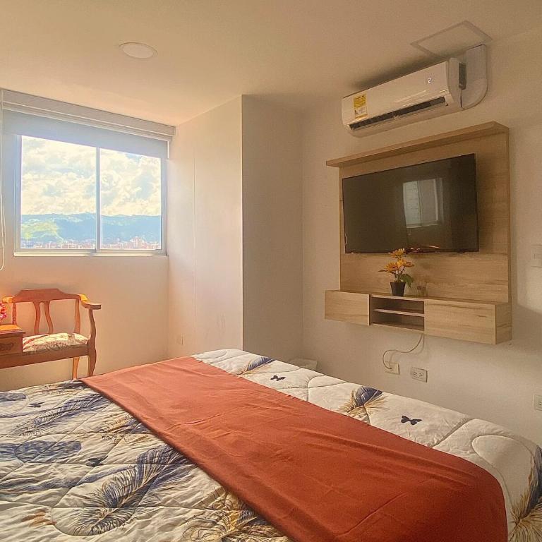 Vista al cielo y a las montañas de Medellín - Apartamento de 3 dormitorios con vistas - 19