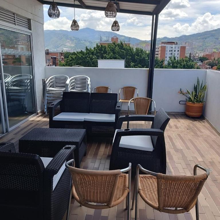 Vista al cielo y a las montañas de Medellín - Apartamento de 3 dormitorios con vistas - 22