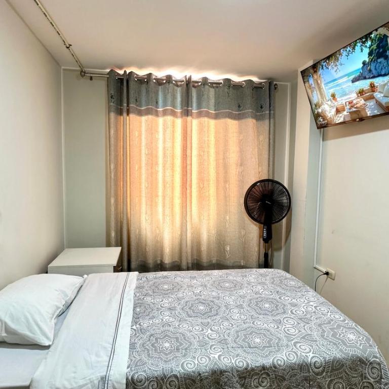 Habitación privada a 20 min del aeropuerto de Lima - Double Room with Private Bathroom - 3