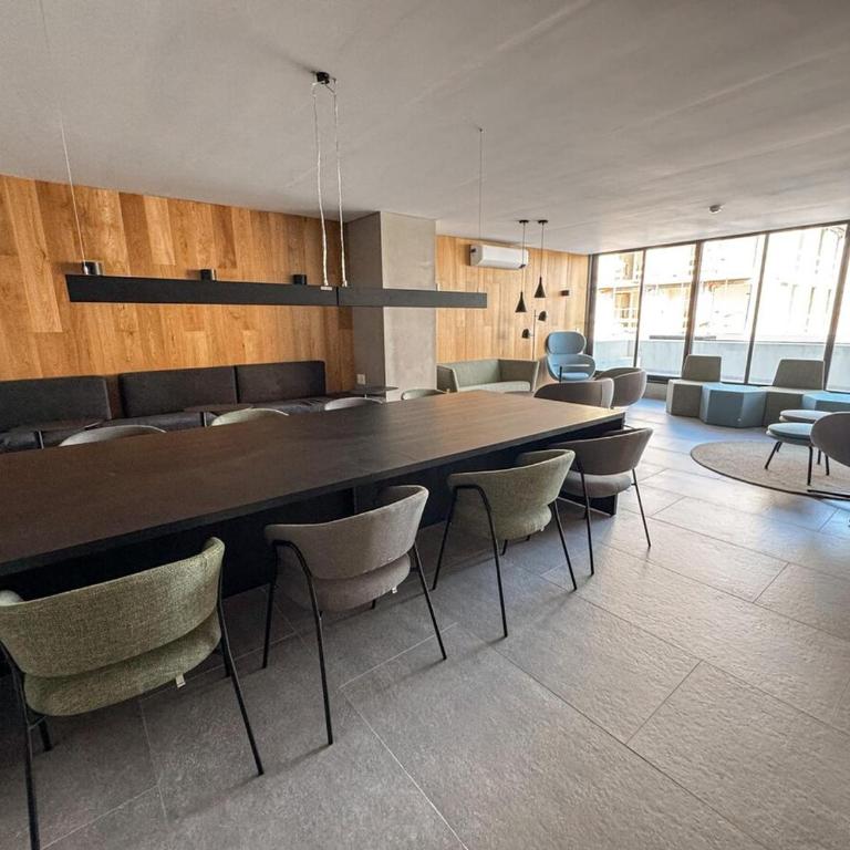 Lakefront Studio - Heated Pool & Gym 5 min airport - Apartamento de 1 dormitorio - 5