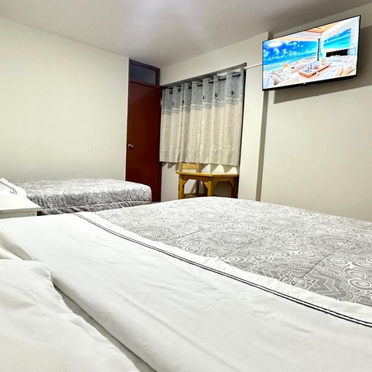 Habitación tranquila a 15 min de Plaza Norte - Twin Room with Bathroom - 1