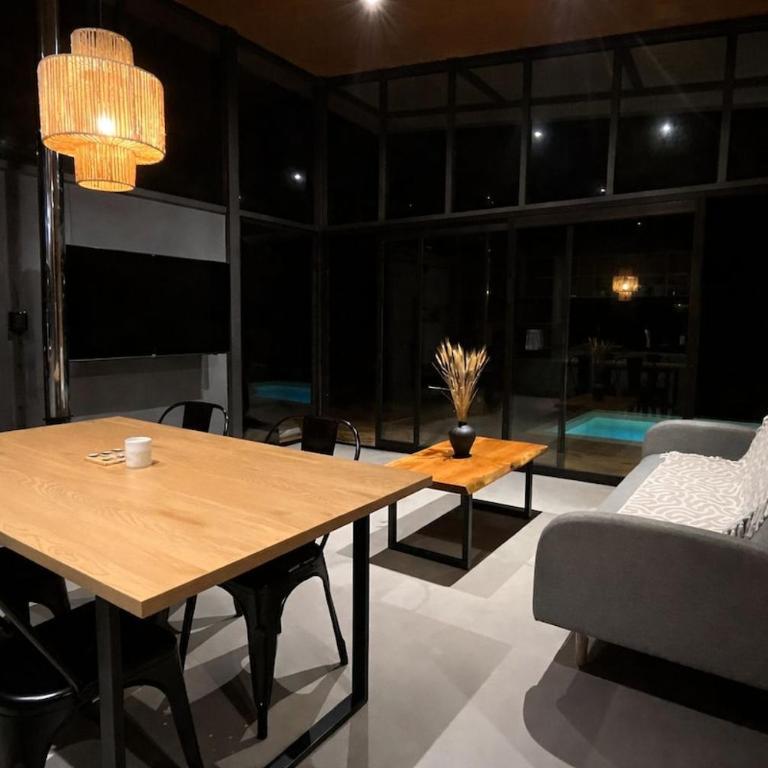 Sukha II Refugio moderno con piscina y vista única - Casa de 2 dormitorios - 12