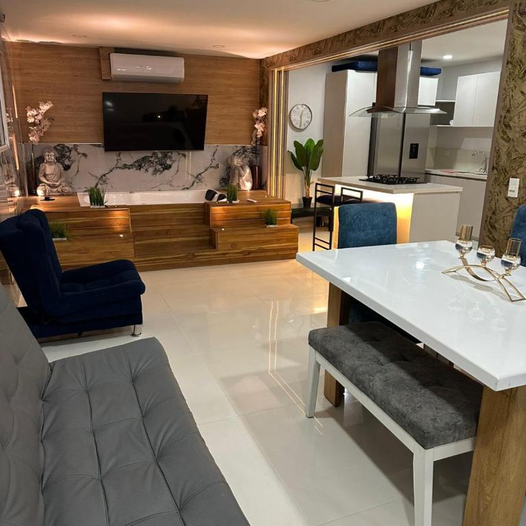 Laureles lujo - Apartamento de 2 dormitorios - 1