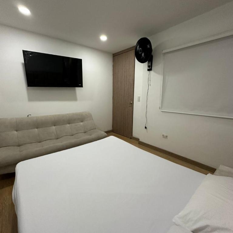 Laureles lujo - Apartamento de 2 dormitorios - 3
