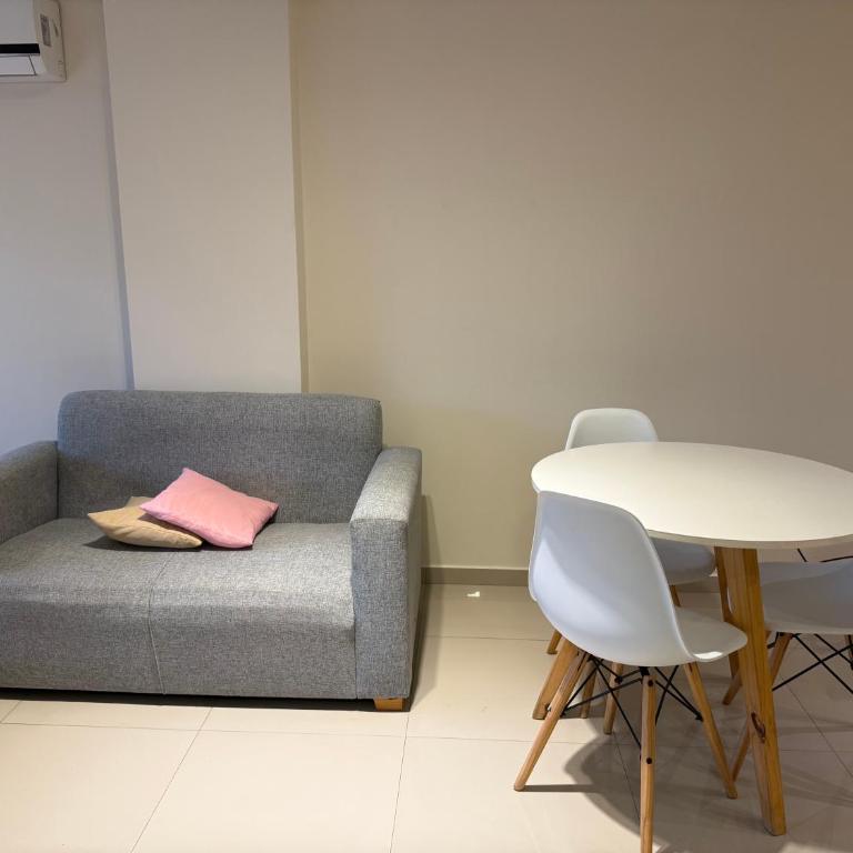 Alison Urban Studio - One-Bedroom Apartment - 22