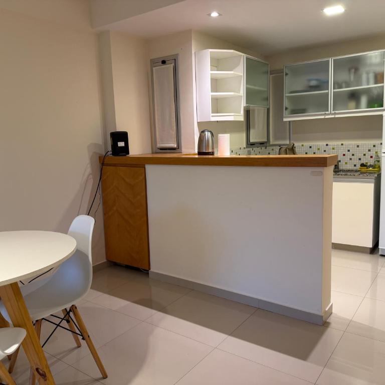 Alison Urban Studio - One-Bedroom Apartment - 32