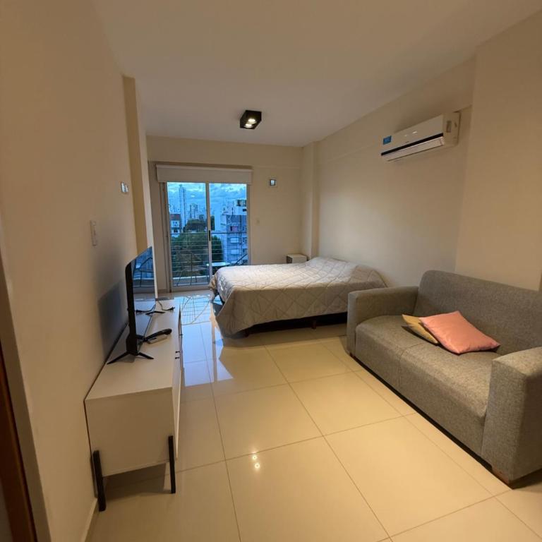 Alison Urban Studio - One-Bedroom Apartment - 11