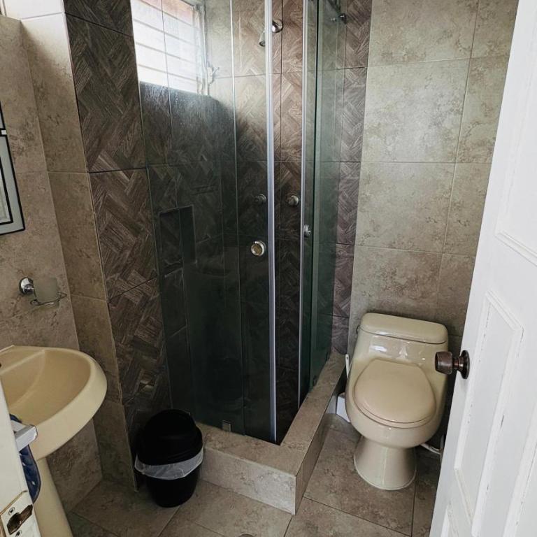 Apartamento duplex cerca de Solca, Quito-Norte - Apartamento de 3 dormitorios - 2