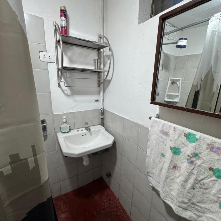 Antuquita's House - Three-Bedroom House - 27