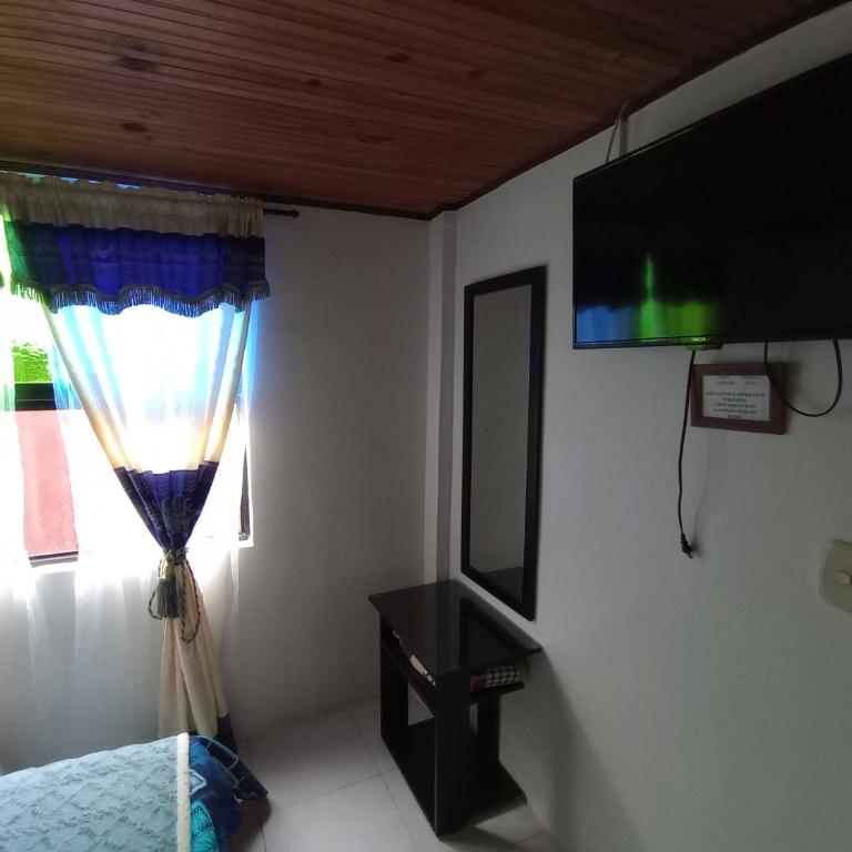 Yerbabuena Guest House Filandia - Habitación Doble con baño privado externo - 4
