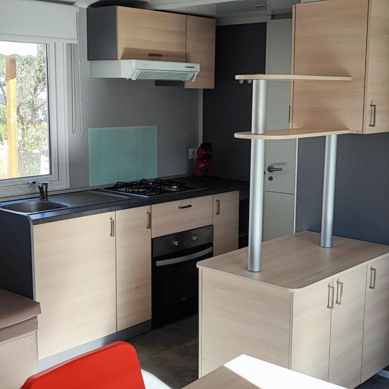 Mobil home confortable, clim - 6 pers. - API-1-52-2207 - Mobilheim - 11