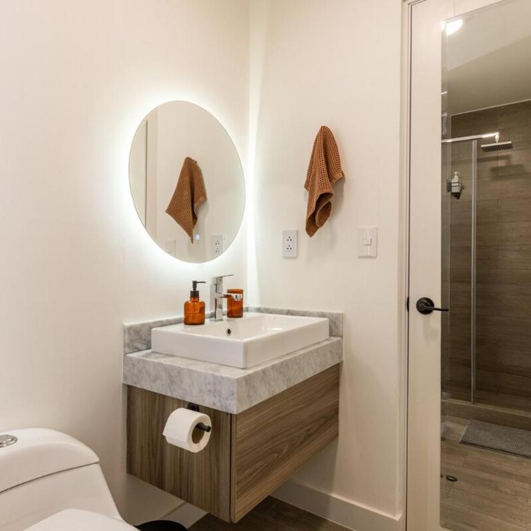 Modern 2BR Apartment in Exclusive Miraflores Area Ideal for Executives & Long Stays - Two-Bedroom Apartment - 12