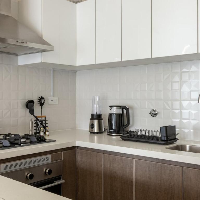 Modern 2BR Apartment in Exclusive Miraflores Area Ideal for Executives & Long Stays - Two-Bedroom Apartment - 26
