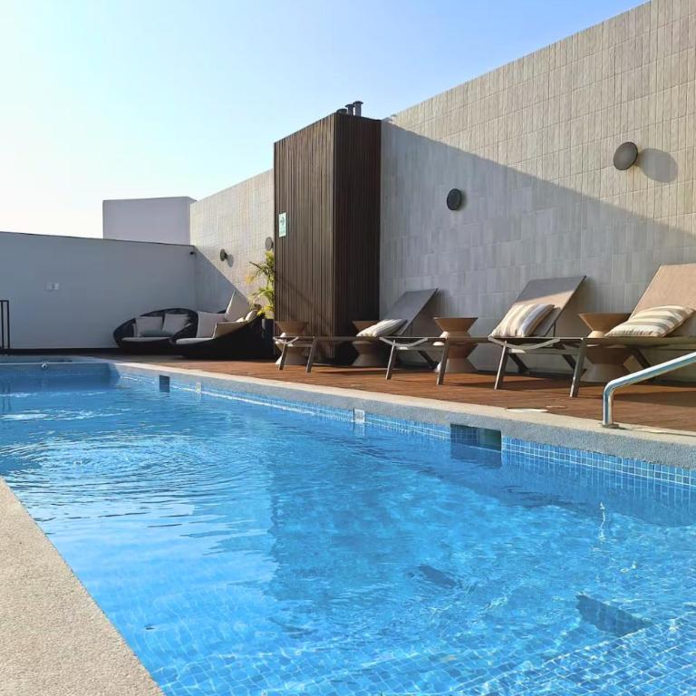 Modern 2BR Apartment in Exclusive Miraflores Area Ideal for Executives & Long Stays - Two-Bedroom Apartment - 42