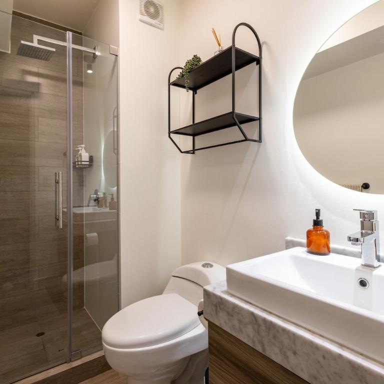 Modern 2BR Apartment in Exclusive Miraflores Area Ideal for Executives & Long Stays - Two-Bedroom Apartment - 72