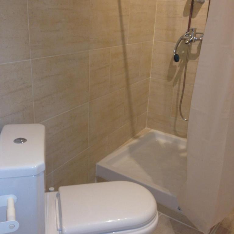 Pensión Cádiz - Habitación Doble Estándar con baño compartido - 13