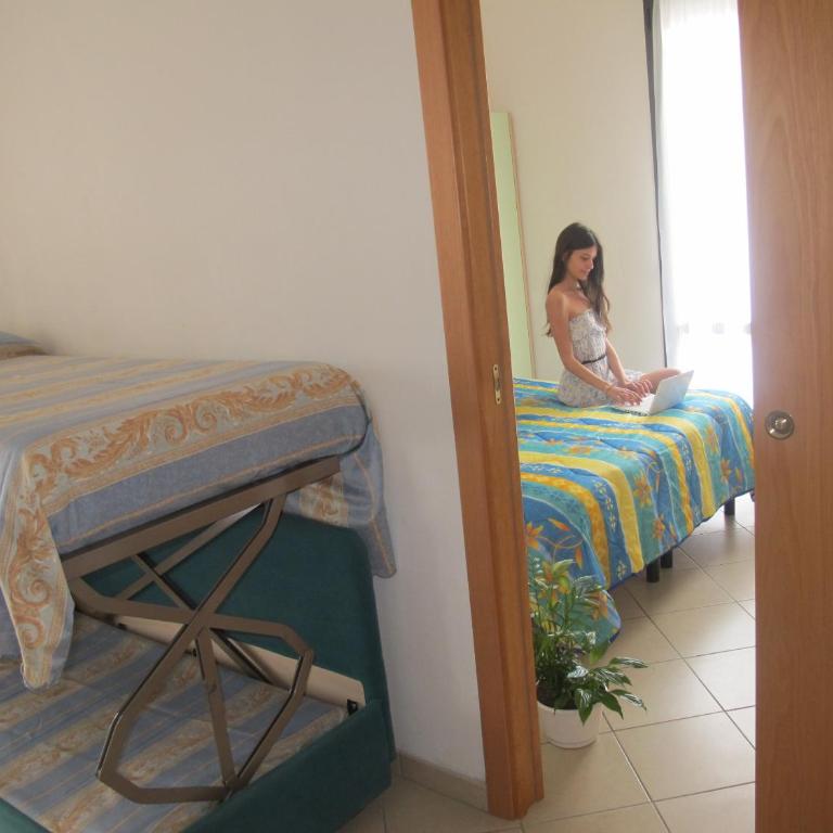 Hotel Basilea - Camera Familiare (2 Adulti + 2 Bambini) - 2