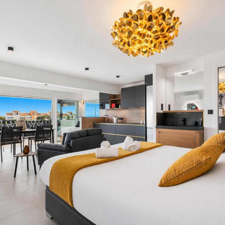 Villa Aurora Port Nature - vue mer- terrasse plein sud - Parking - Village Naturiste - One-Bedroom Apartment - 3