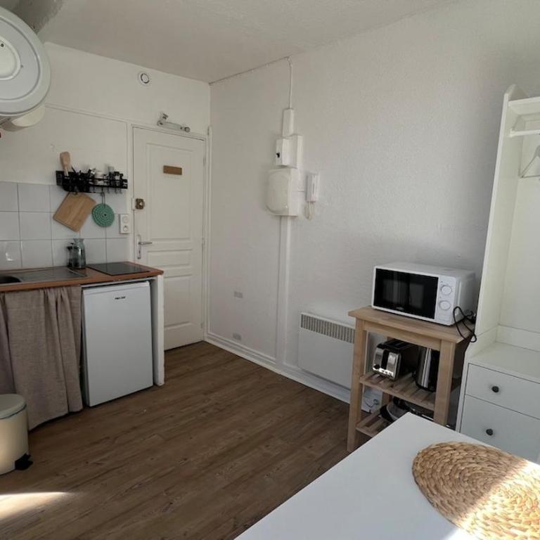 Un cocon sous les toîts - One-Bedroom Apartment - 9