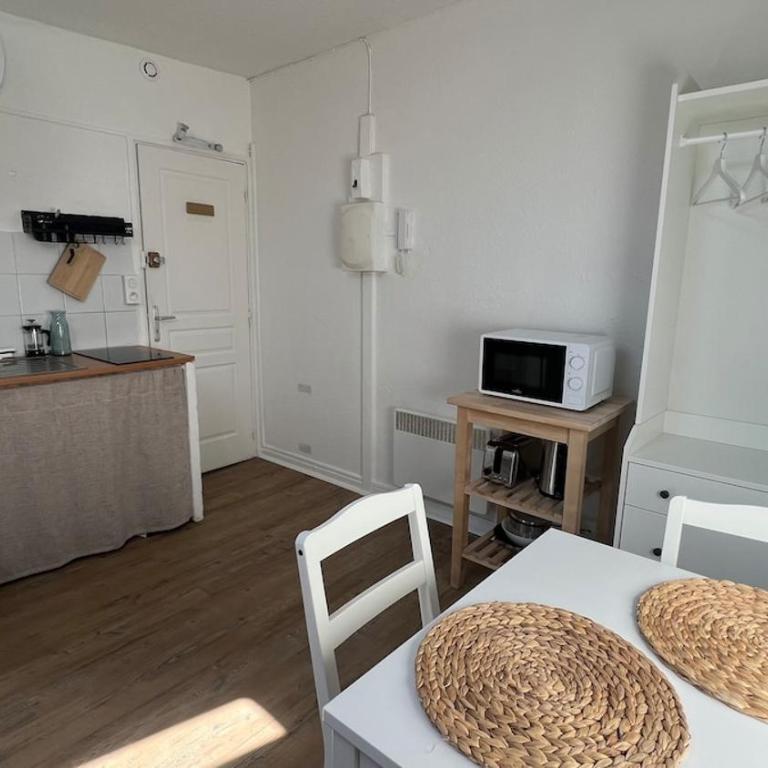 Un cocon sous les toîts - One-Bedroom Apartment - 11