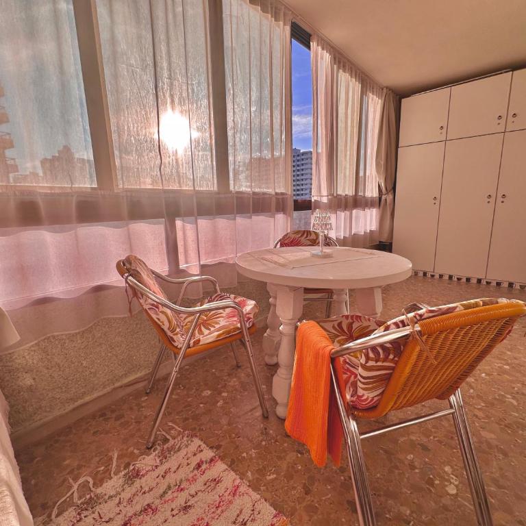 VINTAGE BENIDORM - Apartamento de 1 dormitorio - 11