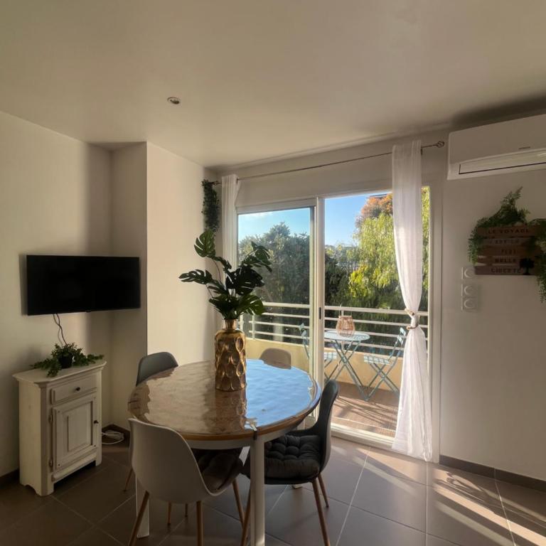 Azur Paradise - One-Bedroom Apartment - 6
