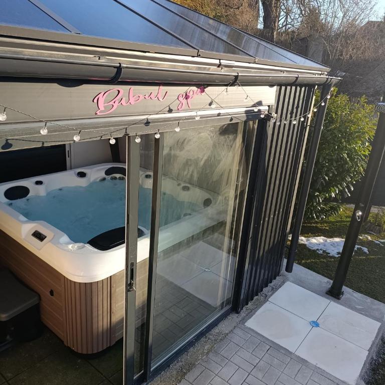 Gite Agnès & J-Pierre en étage Evasion spa option - Maison 3 Chambres - 9