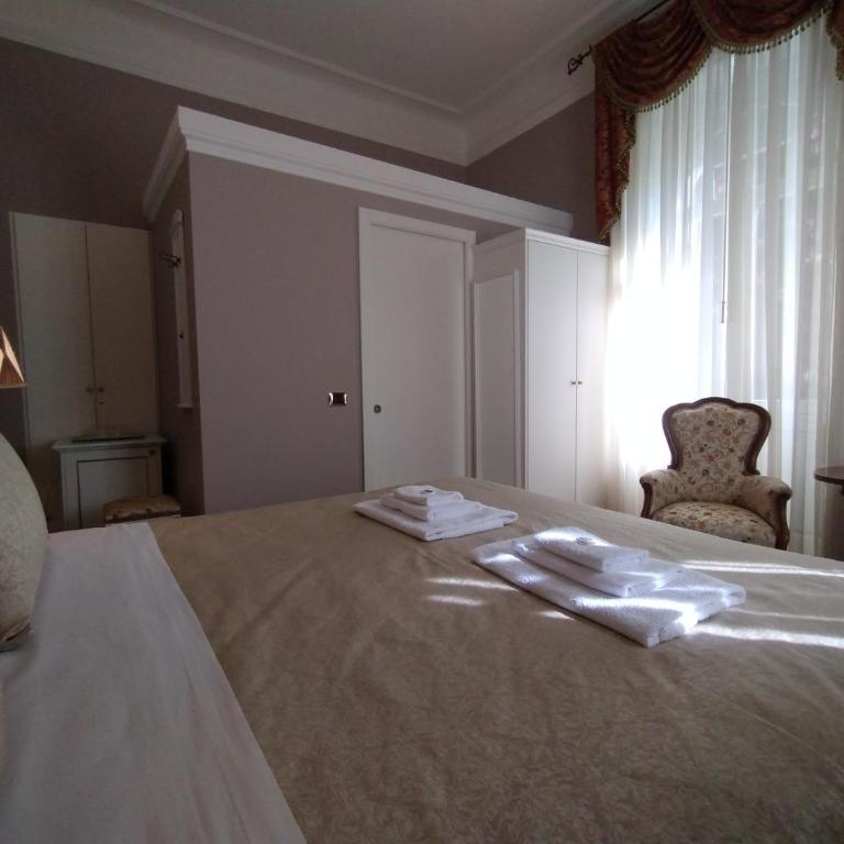 NOBILI LIBARDI - VILLA BASEVI - Camera Matrimoniale con Bagno Privato - 4