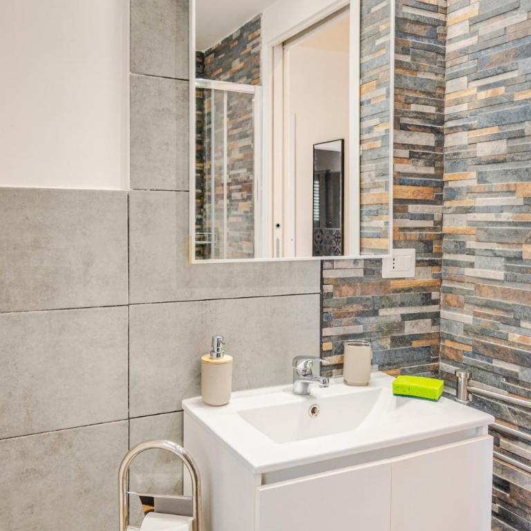 Appartamento 2 camere 2 bagni Balcone Vista WiFi Nuovo Salario - Appartamento con 2 Camere da Letto - 29