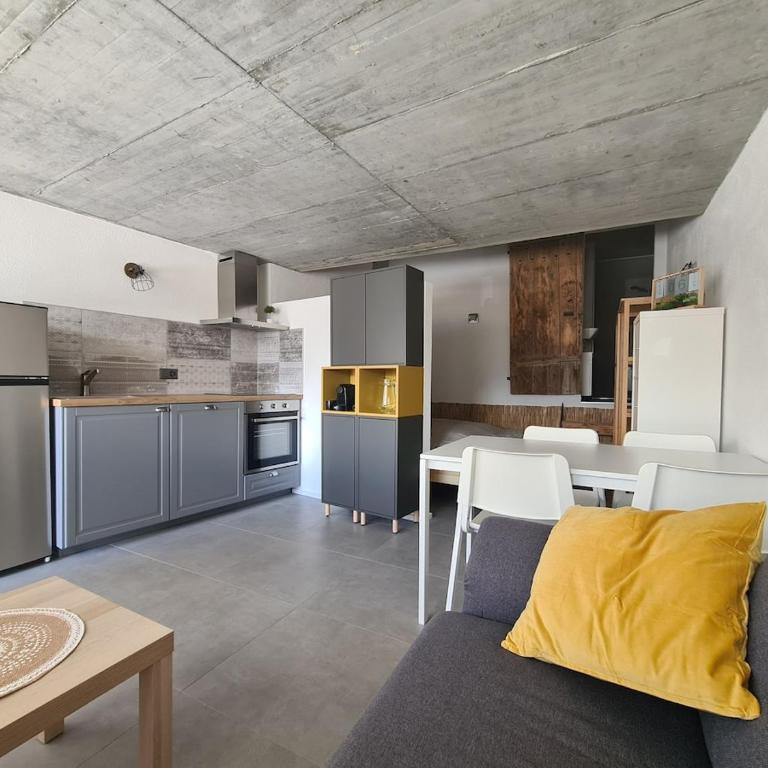 Magnifique studio proche de Crans-Montana - Appartement 1 Chambre - 12