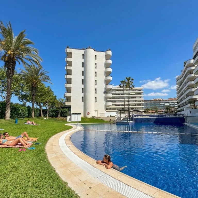 Mediterranean Way - Cannes - Two-Bedroom Apartment - 1