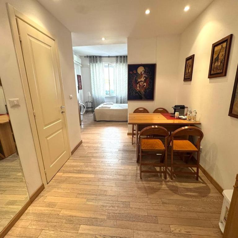 Century 25 Genova - Appartamento con 1 Camera da Letto - 11