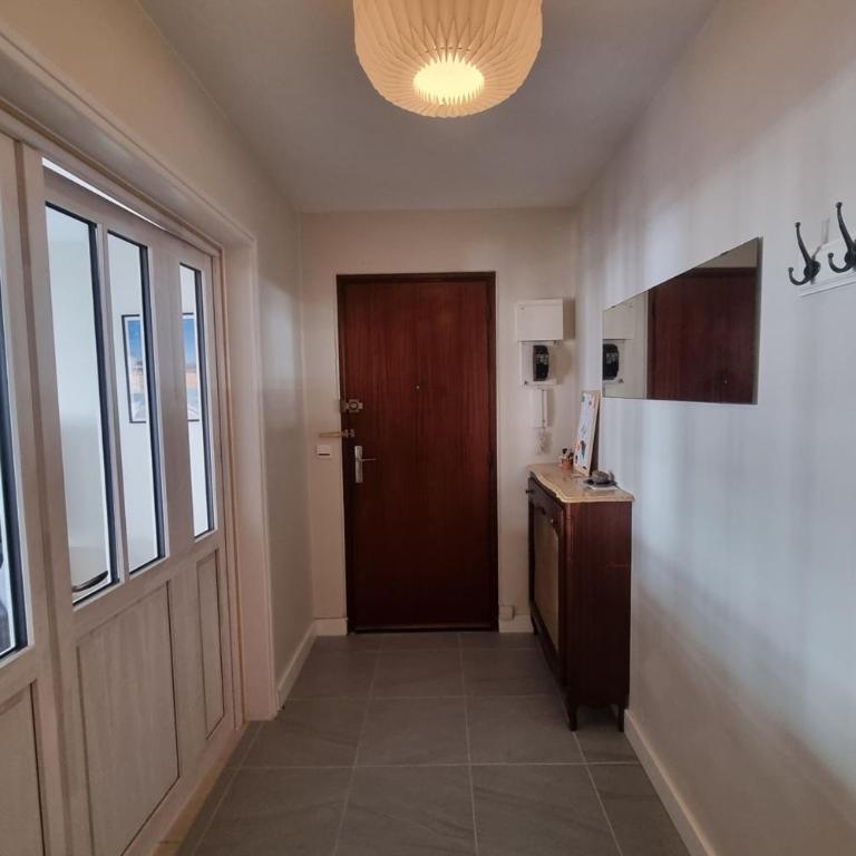 90m apartment with balcony and parking - Apartment - 8