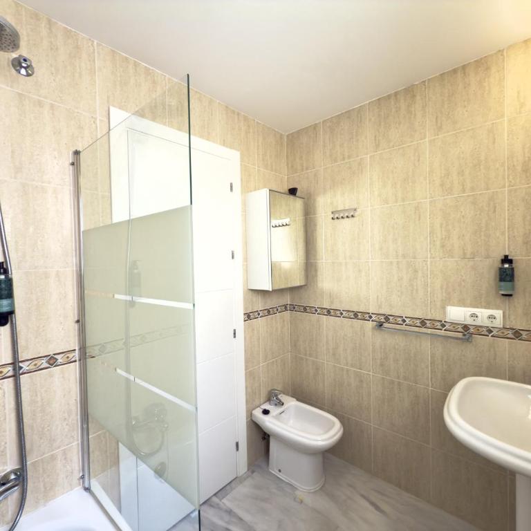 Alojamiento entero - Marbella con piscina privada - Casa de 3 dormitorios - 18