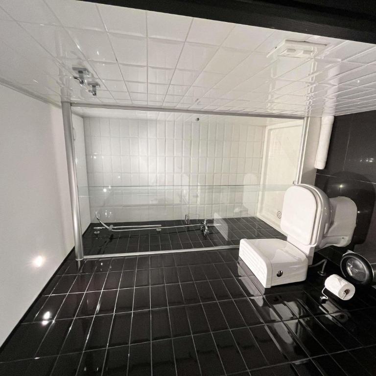 ibis Styles Montevideo Biarritz - Standard Twin Room - 9