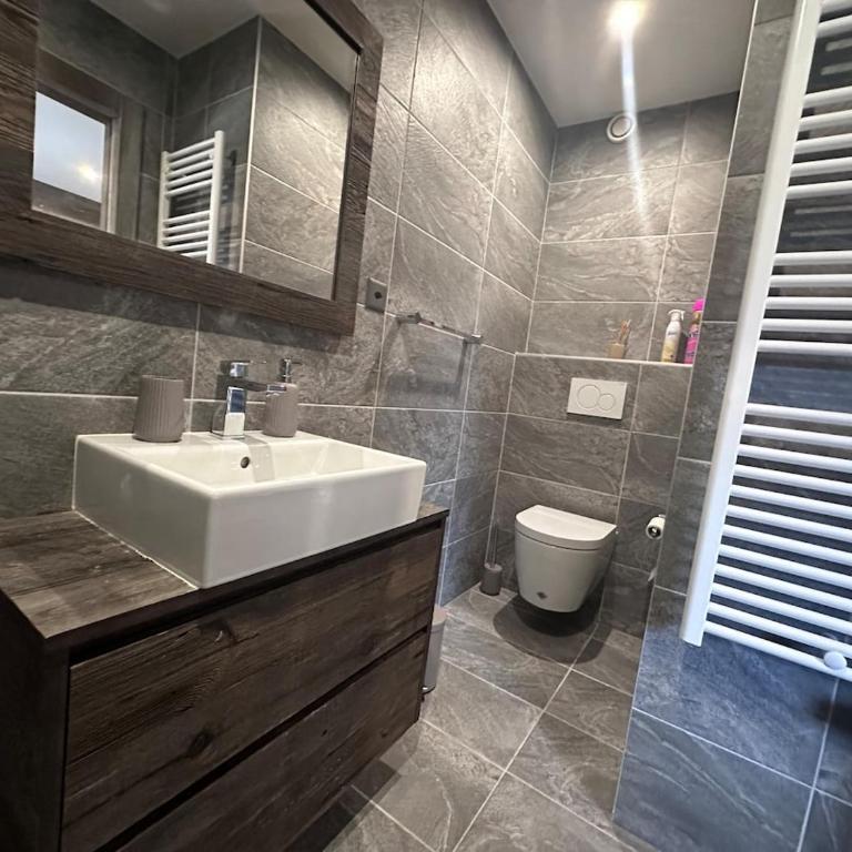 Spacious Luxury Alpine Duplex in Crans Montana - Appartamento con 3 Camere da Letto - 8