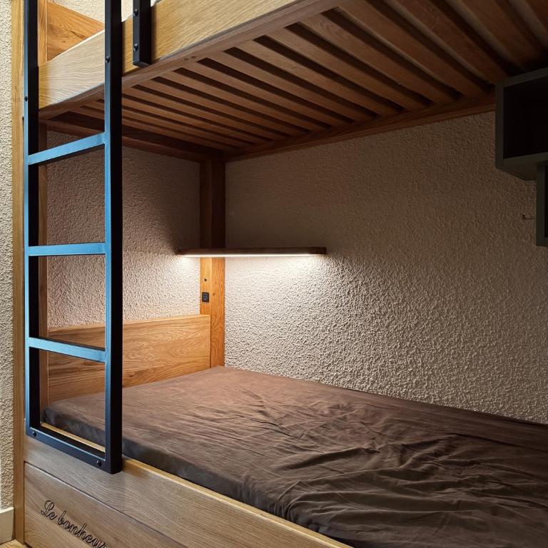 Superbe studio de montagne, au pied des pistes de ski, classé 3 étoiles - Appartement 2 Chambres - 28