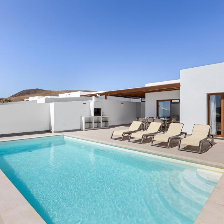 Villa Los Altos Gadea 9B by Escape Home - Villa con piscina privada - 1