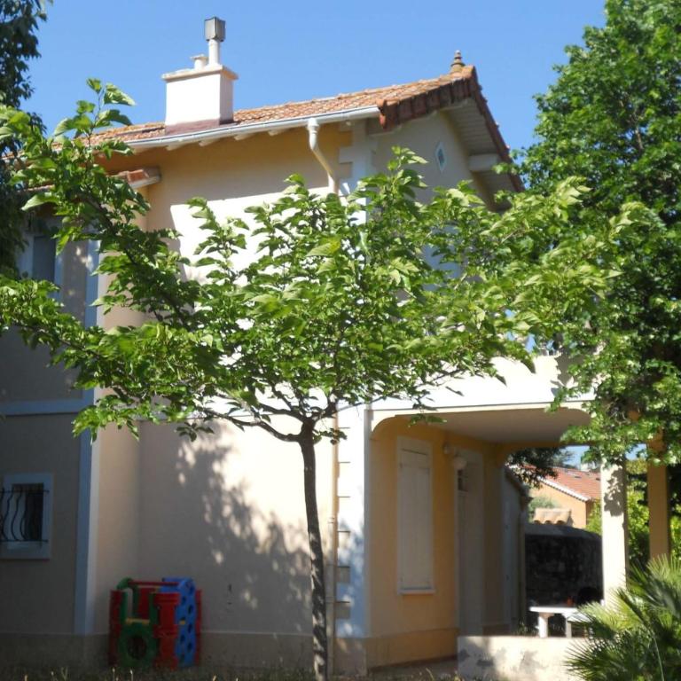 Garden house 5 mins from Sanary Port - Ferienhaus - 17