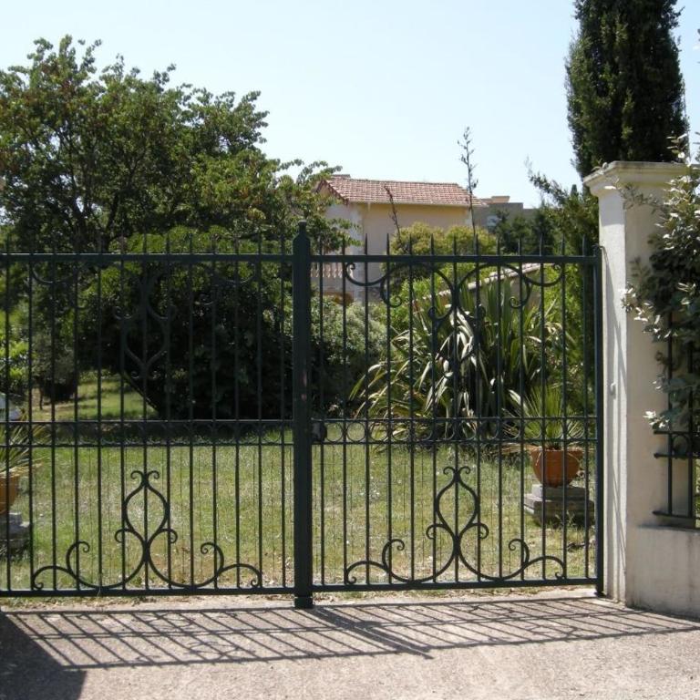 Garden house 5 mins from Sanary Port - Ferienhaus - 22