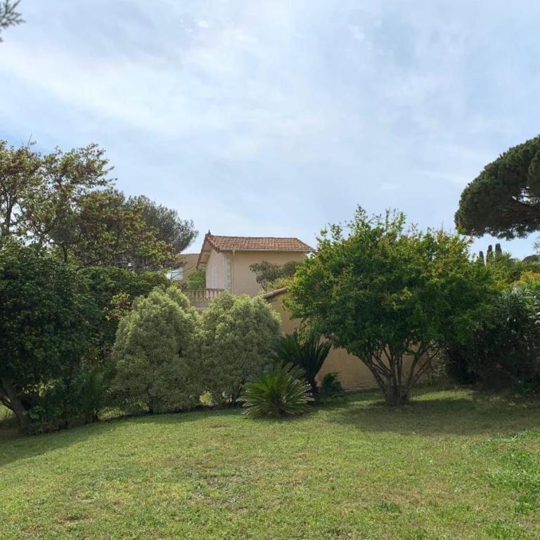 Maison avec jardin à 5 min du Port de Sanary - Maison de Vacances - 2