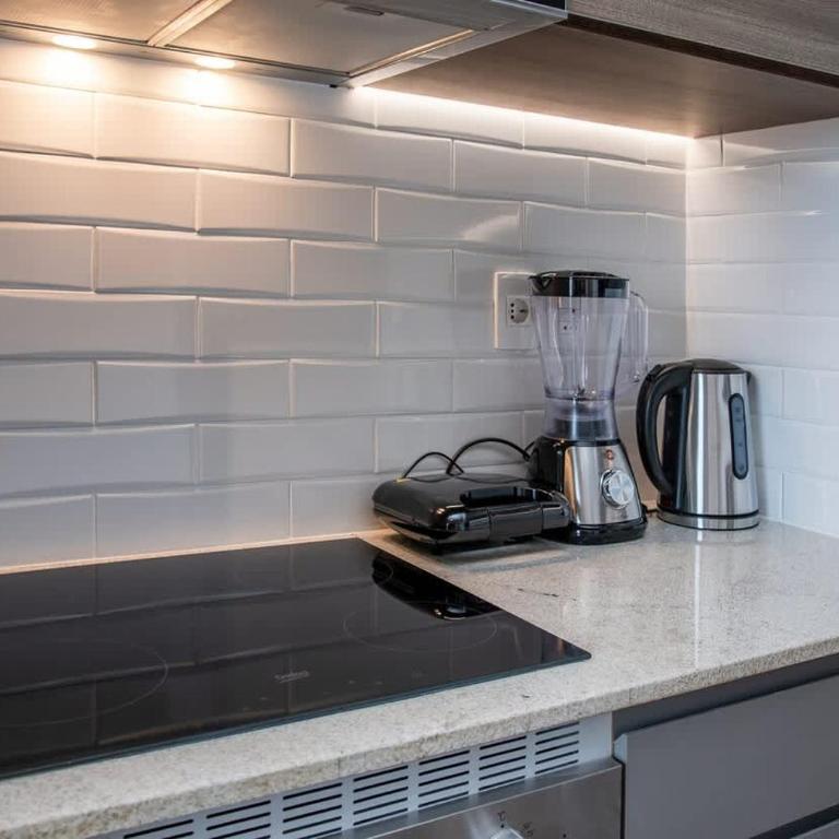 Hassler 705 Francisco Reynolds Chic City Living 1BR Pool Gym 705 - Apartment - 32