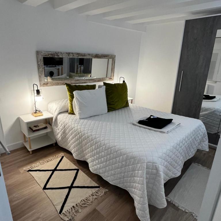 Gurea Casco Viejo Con Parking no incluido en el precio - Two-Bedroom Apartment - 3