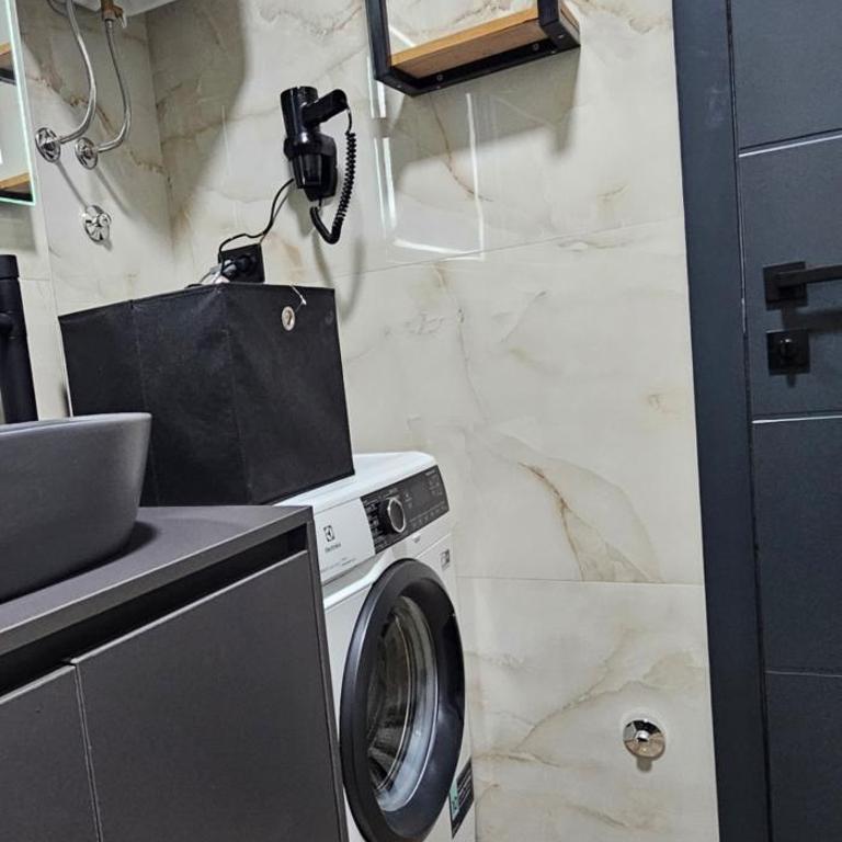 Ortho BL - One-Bedroom Apartment - 24