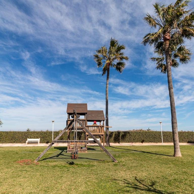 Apartamento bajo con jardin a 1ª linea de playa - Apartamento de 2 dormitorios - 2