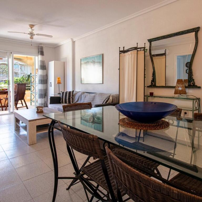 Apartamento bajo con jardin a 1ª linea de playa - Apartamento de 2 dormitorios - 14