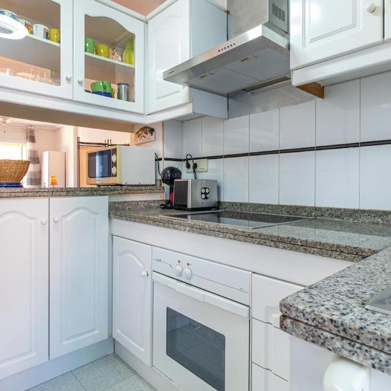 Apartamento bajo con jardin a 1ª linea de playa - Apartamento de 2 dormitorios - 27