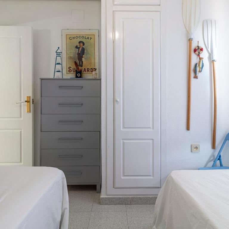 Apartamento bajo con jardin a 1ª linea de playa - Apartamento de 2 dormitorios - 32