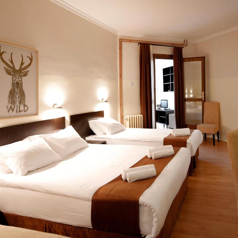 Hotel Junior - Family Room - 1